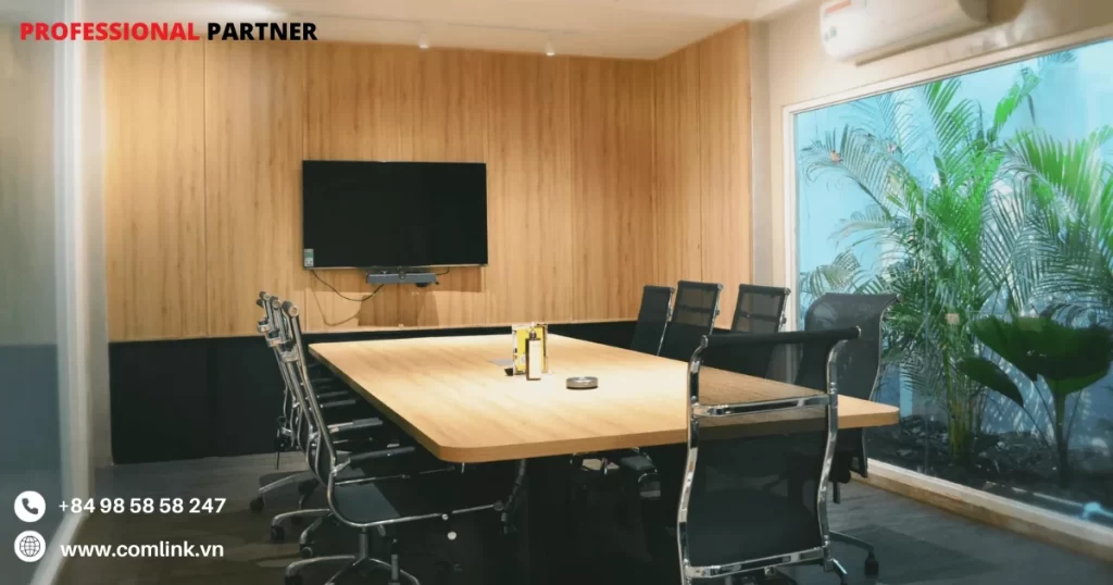 Sắp xếp bàn ghế