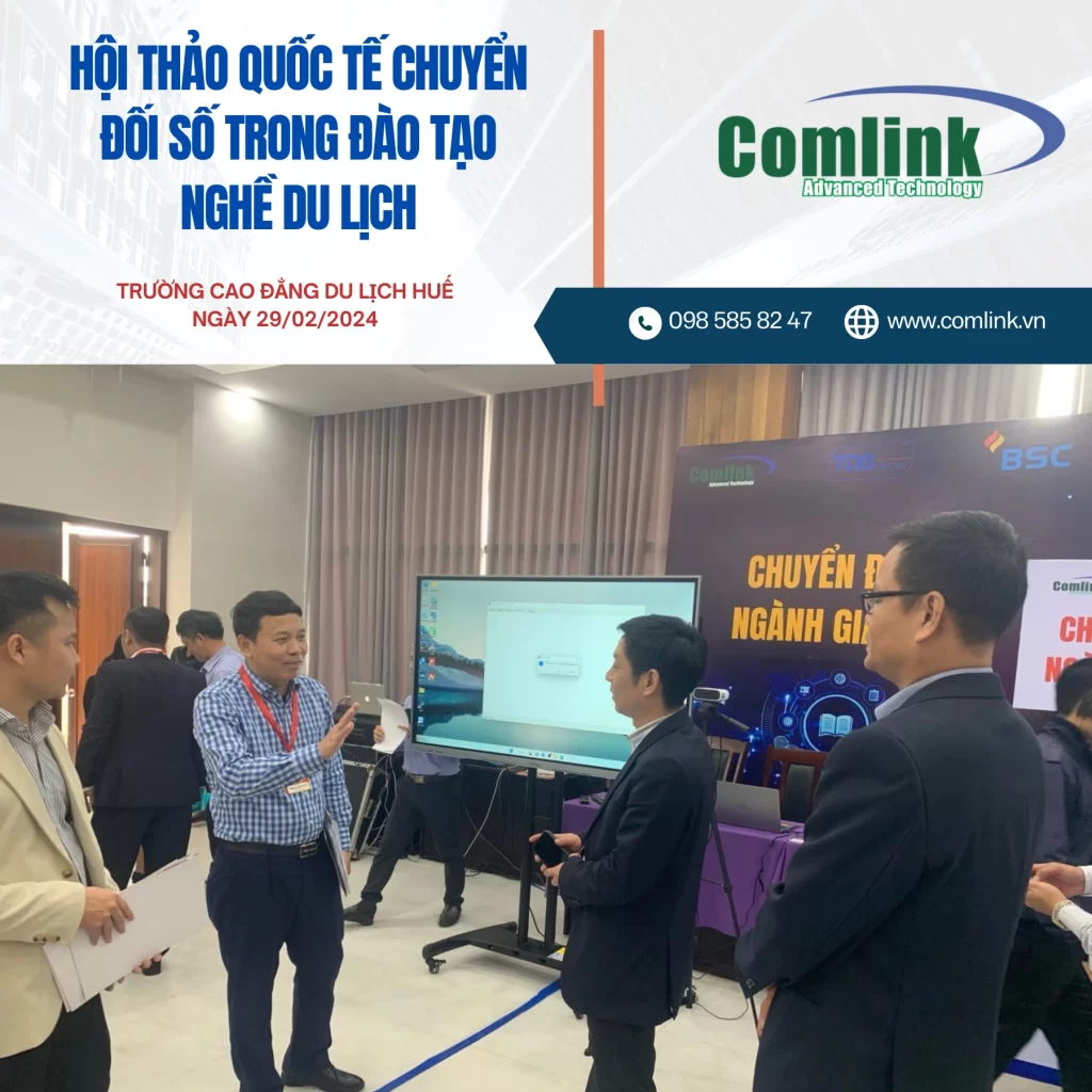 Thảo luận bên lề hội thảo tại gian hàng Comlink