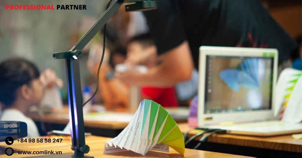 Phát triển chuyên môn giáo viên