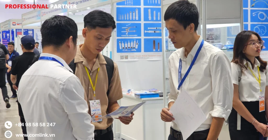 Khách hàng và đối tác