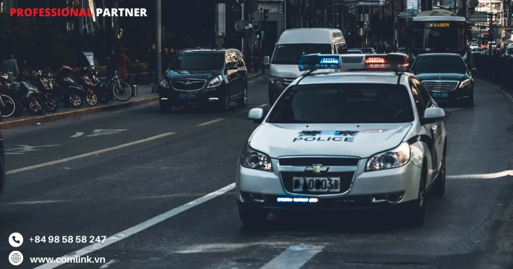 Khó khăn kết nối mạng xe cảnh sát