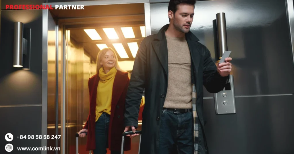 Giám sát và điều khiển phức tạp