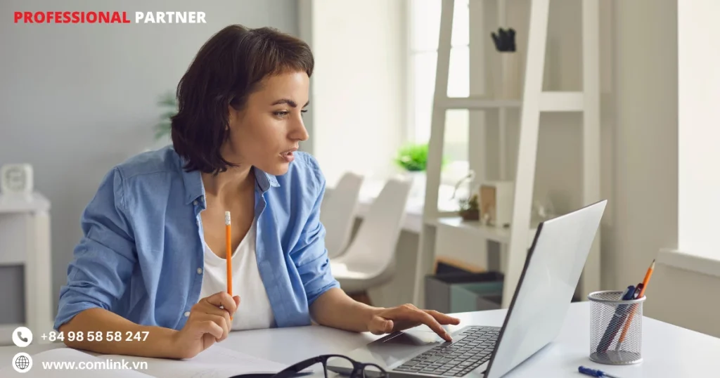 Chatbot AI và gia sư ảo